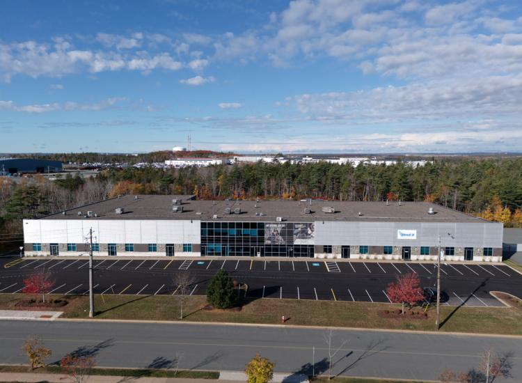 89 Cutler Avenue commercial property